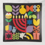 Hanukkah Chanukah Menorah Jewish Stars Dreidel Sierschaaltjes<br><div class="desc">Hanukkah / Chanukah Colorful Modern Geometric Pattern trinket Tray with Faux Gold Foil. Menorah, Dreidel, Donuts, Stars & Olijfolie... Ze zijn hier allemaal. Hebreeuwse en joodse Hanukkah Symbols Ruimte om uw gepersonaliseerde tekst toe te voegen. Happy Hanukkah wil. Hebreeuws zegt "Chanukah". Dit schitterende, mooie, uiterlijk, is een groot geschenk om...</div>