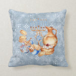 Hanukkah Chanukah Menorah Waterverf Blue Snow Kussen<br><div class="desc">Dit ontwerp werd gecreeerd door digitale kunst. Het kan worden gepersonaliseerd door de aanpassingsknoop te klikken en de kleur te veranderen, een naam, initialen of uw favoriete woorden toe te voegen. Neem contact met me op colorflowcreations@gmail.com als je dit ontwerp op een ander product wilt gebruiken. Koop mijn oorspronkelijke abstracte...</div>