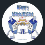 Hanukkah Dancing Dreidels en Jelly Doughnuts Ronde Sticker<br><div class="desc">U bekijkt het Lee Hiller Design Collectie van Home en Kantoor Decor,  Apparel,  Gifts en Collectibles. De Design zijn onder meer Lee Hiller Photography en Mixed Media Digital Art Collectie. Je kunt haar Natuur fotografie uitzichten op http://HikeOurPlanet.com/ en haar wandelende blog volgen in Hot Springs National Park.</div>