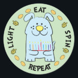 Hanukkah Dog-stickers "Light, Eat, Spin, Repeat" Ronde Sticker<br><div class="desc">Chanoeka/Chanoeka Dog Holiday stickers, "Licht, Eten, Spin, Herhaal" Hoe dan ook, Chanoeka is een van mijn favoriete feestdagen. Veel plezier met het gebruik van deze stickers als taarttoppers, cadeau-labels, favoriete tassluitingen of wat je festiviteiten ook doet rocken! Bedankt voor het stoppen en winkelen door! Uw bedrijf wordt zeer gewaardeerd! Fijne...</div>