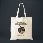 Hanukkah Dreidel Champion Aangepaste Gag Tote Bag<br><div class="desc">Viel Hanukkah met trots en humor samen met de hele familie. Dit grafisch festival maakt een perfect cadeau voor de feestdagen. Of het nu gaat om je buurman,  familie,  man,  oom of vriendje</div>