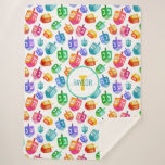 Hanukkah Dreidels Rainbow Waterverf Holiday Sherpa Deken<br><div class="desc">Hanukkah Dreidels Rainbow Waterverf Holiday Pattern. Chanoeka droidels in de waterverf van de regenboog in meerdere kleuren.</div>