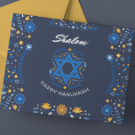 Hanukkah Feestdagenkaart<br><div class="desc">Introductie van een levendig en vreugdevol marineblauw en geel Chanoeka-Briefkaart, ontworpen om warmte en opwinding te brengen in uw vakantievieringen. Dit prachtige briefkaart toont een perfecte combinatie van kleuren die de rijke tradities en diepe betekenis van Chanoeka symboliseren. Het Navy Blue en Yellow Chanoeka Briefkaart is een perfecte manier om...</div>