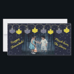 Hanukkah-fotokaart "Dreidel Banner" Feestdagenkaart<br><div class="desc">Happy Holiday, Hanukkah/Chanukah-fotokaart, "Dreidel Banner" Glossy, fotokaart met witte envelop. Personaliseer door foto en formulering te vervangen, "Happy Chanukkah, Love the Steins" de formulering aanpassen door uw favoriete lettertypestijl, kleur en grootte te kiezen. Pas opnieuw aan, resize en herwoord om aan te passen. De achtergrondkleur kan ook worden veranderd! Bedankt...</div>