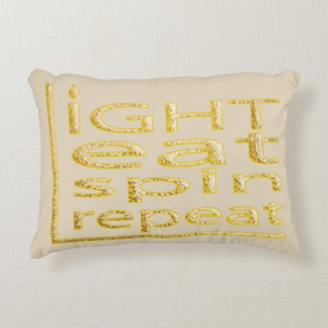 Hanukkah Gold/Cream Pillow "Light Eat Spin Repeat" Decoratief Kussen (Voorkant)