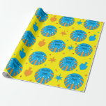 Hanukkah Happy Wrapping Paper/Oranje kaarsen Cadeaupapier<br><div class="desc">"Hanukkah Gift Wrap "Oranje kaarsen"".  Geniet van mijn nieuwste papieren ontwerp. De prijs is afhankelijk van de keuze uit vier papiertypen en vijf papierformaten. Bedankt voor het stoppen en winkelen. Veel waardering! Chag/Happy Chanukah/Hanukkah!</div>