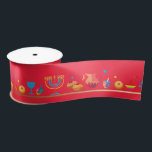 Hanukkah Jewish Holiday Hanukkiah Decoratie Satijnen Lint<br><div class="desc">Happy Hanukkah Party Jewish Holiday Festival of Lights. Winter Holiday Chanukkah Decoratie met gouden traditionele Chanoekaarsymbolen - Gold Hanukkiah menorah, kandlesje met kaarsen, houten droidels (draaiende top), donuts (zoete donuts), ster van David en gloeiende lichtjes doedle cartoon patroon, cartoon stijl. Hanukkah Festival of light Event Decoration. Jeruzalem, Israël. Krachten &...</div>