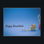 Hanukkah-kaart Feestdagenkaart<br><div class="desc">Vakantiekaart met blauwe achtergrond en versieringen</div>