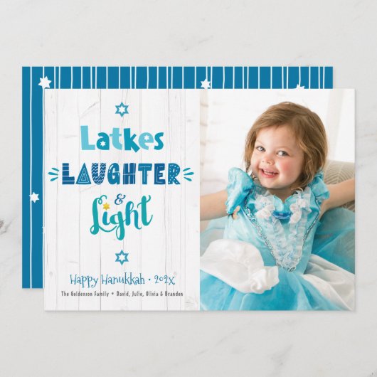 Hanukkah Latkes Laughter Light Photo Rustic Wood Feestdagenkaart (Voorkant / Achterkant)