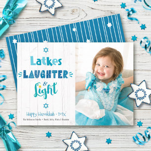 Hanukkah Latkes Laughter Light Photo Rustic Wood Feestdagenkaart