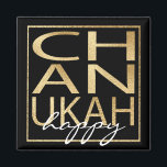 Hanukkah Magnet Square Chanukah Gold<br><div class="desc">Hanukkah Magnet Square Personaliseert Chanukah Happy Gold Personalize door tekst, "gelukkig" en het vervangen door je eigen bericht te verwijderen. Kies uw favoriete doopvontstijl, grootte, en kleur. De achtergrondkleur kan worden veranderd-uit door een verschillende kleur van kleurenmonsters te kiezen. Bedankt voor het stoppen en winkelen. Veel waardering! Happy Hanukkah/Chanukah! Vorm:...</div>