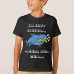 Hanukkah Me Love Latkes/Dark Color Shirt<br><div class="desc">"Ik hou van latkes, num, num, num" Shirt. Personaliseer door tekst te schrappen en uw toe te voegen. Gebruik uw favoriete lettertypekleur, stijl en grootte. Bedankt om te stoppen en te winkelen. Veel waardering. Happy Chanukah/Hanukkah!!! Stijl: Kinderen Hanes TAGLESS® T-Shirt Wacht tot je dit merkloze t-shirt op je kind krijgt....</div>
