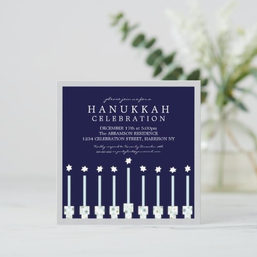 Hanukkah Menorah met kaarsen in Polka Dot Kaart (Staand voorkant)