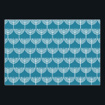 Hanukkah Menorah Pattern in het Blauwgroen en wit Inpakpapier Vel<br><div class="desc">Verbazingwekkend,  modern,  eenvoudig,  schoon Hanukkah Chanukah Menorah / Chanokiah patroon in blauwgroen blauw en wit. Coördinatie van cadeauinpakbladen voor een elegant festival van verlichting. Ideaal voor de joodse feestdagen.</div>