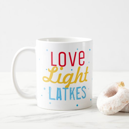 Hanukkah Party Love Light Latkes gepersonaliseerd Koffiemok (Met donut)