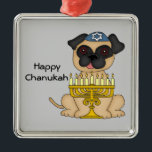 Hanukkah Pug Dog Metalen Ornament<br><div class="desc">Een schattig cadeau voor iedereen die van honden en pugs houdt!</div>