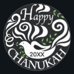Hanukkah-Stickers (1 1/2"/3") "Blackboard Dove" Ronde Sticker<br><div class="desc">Hanukkah/Vakantige stickers, personaliseren. "Chanukah Blackboard Dove/Personalize" Kies uit 1 1/2" en 3" stickers. Personaliseer door tekst met uw eigen bericht te schrappen en te vervangen. Kies uw favoriete doopvontgrootte, stijl, en kleur. De achtergrondkleur kan uit worden veranderd door een verschillende kleur van het kleurenpalet te kiezen. Bedankt om te stoppen...</div>