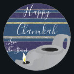 Hanukkah Stickers (1 1/2 inch/3 inch)"Oil Lamp Gol<br><div class="desc">Chanoeka / Vakantie stickers, personaliseren. "Olielamp Gold/Silver" Kies uit 1 1/2" en 3" stickers. Personaliseer door tekst te verwijderen en te vervangen door uw eigen bericht. Kies uw favoriete lettergrootte, stijl en kleur. Bedankt voor het stoppen en winkelen door! Uw bedrijf wordt zeer gewaardeerd! Fijne Chanoeka! Vorm: Classic Ronde Sticker...</div>