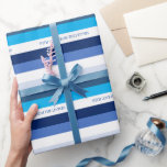 Hanukkah Stripe Personalized Holiday Cadeaupapier<br><div class="desc">Dit papier coördineert met zoveel linten en bogen,  vette,  maar simpele en kische letters! Voeg om het even welke naam of uitdrukking voor een echt persoonlijk cadeau toe.</div>