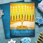 Hanukkah Stylish Yellow Gold Menorah op Blauwgroen Feestdagenkaart<br><div class="desc">Happy Hanukkah. Een close-upfoto illustratie van een heldere, kleurrijke, gele gouden artsy menorah op een getextureerde blauwgroen blauwe achtergrond helpt u om mee te doen aan de feestdag van Hanukkah. Voel de warmte en de vreugde van het vakantieseizoen als je dit prachtige, kleurrijke Hanukkah platte wenskaart stuurt. De bijbehorende enveloppen,...</div>