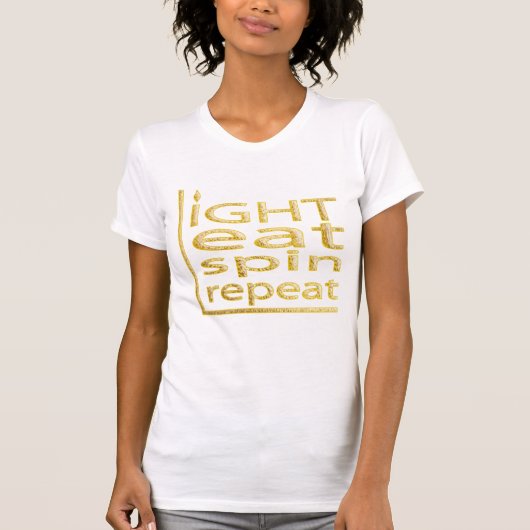 Hanukkah TShirt "LIGHT EAT SPIN REPEAT" Gold (Voorkant)
