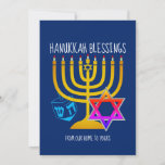 HANUKKAH| Van ons thuis tot aan uw Feestdagenkaart<br><div class="desc">Moderne, stijlvolle HANUKKAH BLESSINGS Wenskaart, ontworpen met grote menorah (hanukkiyah) in het midden, en blauwe dwerg en kleurrijke ster van David aan beide zijden. De tekst leest HANUKKAH BLESSINGS en VAN ONS HUIS AAN UW. Beide zijn zodat kunt u met uw eigen bericht personaliseren, jouw naam toevoegen of het aanpassen...</div>