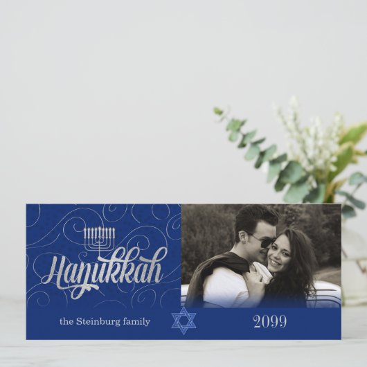 Hanukkah wil Custom Year Blue en Silver Photo Feestdagenkaart (Staand voorkant)