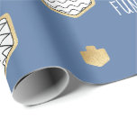 Hanukkah Wrapping Paper Black/Gold Fun personalise Cadeaupapier<br><div class="desc">Hanukkah "Black and Gold " Ik hoop dat u van mijn nieuwste "Black and Gold " cadeauomslag houdt met droidel en sterren die rond zijn gestrooid om uw cadeaus te :) Kies uit vier stijlen en vijf verpakkingsgrootten van papier. Verander uit de achtergrondkleur en personaliseer meer door de tekst uit...</div>