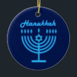 Hanukkiah Happy Hanukkah Jewish Holiday Menorah Keramisch Ornament<br><div class="desc">Hanoekiah-symbool. Happy Hanukkah Party Jewish Holiday Blue Menorah. Jewish Holiday Chanukkah Decoratie met traditioneel Chanoekanesymbool: Navy Blue color hanukkiah menorah, kandlestik met kaarsen, ster van David en neon blue ggloed illusie. Hanukkah Festival of light Event Decoration. Jeruzalem, Israël. Home > Startcentrum > Kerstdecor > Ornamenten Judaica Modern Design met sjabloon...</div>