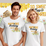 Happ-Bee Verjaardag Bijen Pun hommel en bijenkorf T-shirt<br><div class="desc">Verjaardag t-shirts met gepersonaliseerde bijen woordspeling. De tekst luidt "happy-bee birthday [name]" en is versierd met hommel, bijenkorf en wilde bloemen. Perfect voor ouders om op hun kleintje's bee thema verjaardagsfeestje te draag! Voor het coördineren van uitnodigingen en feestdecor, blader dan door mijn So Sweet to Bee Three Bee Birthday...</div>