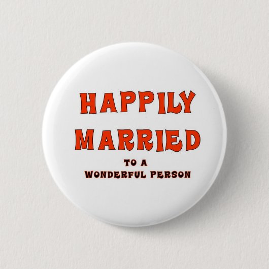 HAPPILY MARRIED RONDE BUTTON 5,7 CM (Voorkant)