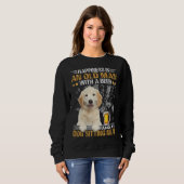 Happiness Is An Old Man With A Beer And A Golden R Trui (Voorkant volledig)