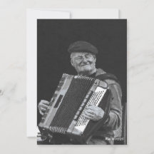 Happiness is Paris, muzikant zwart-wit kunst