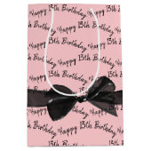 Happy 13th Birthday Black Bow On Pink Medium Cadeauzakje (Voorkant)