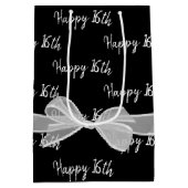 Happy 16th Birthday Bow op Black Medium Gift Bag Cadeauzakje (Achterkant)