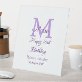 Happy 16th Birthday paarse naam toevoegen monogram Reclamebord Met Voetstuk (Insitu)