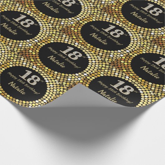 Happy 18th Birthday Black en Gold Glitter Cadeaupapier (Hoek)