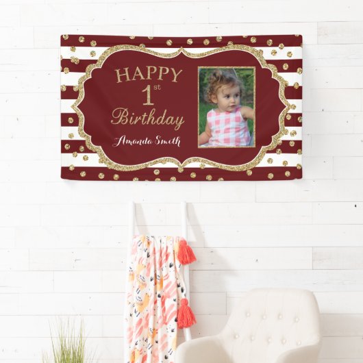 Happy 1st Birthday Banner Burgundy en Gold Photo (Insitu)