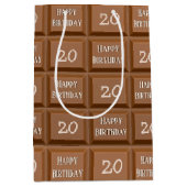 Happy 20th Birthday Chocolate Snoep Bar Medium Cadeauzakje (Voorkant)