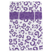 Happy 25th Birthday Random Number Pattern Paars Medium Cadeauzakje (Achterkant)