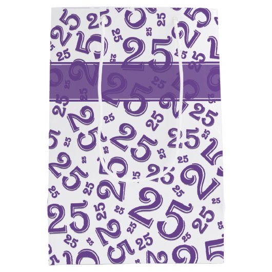 Happy 25th Birthday Random Number Pattern Paars Medium Cadeauzakje (Achterkant)