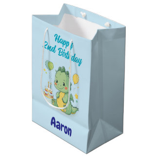 Happy 2nd Birthday, Cute Dragon, Personalized Medium Cadeauzakje