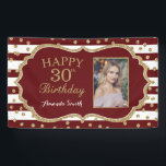 Happy 30th Birthday Banner Burgundy Gold Photo<br><div class="desc">Fijne 30ste verjaardag banner voor vrouwen of man. Banner van de Bourgogne en de Gouden Dag. Glitter Confetti. Rode en witte strepen. Afdrukbaar digitaal. Voor verdere aanpassing,  te klikken gelieve de knoop "van de Aanpassing het"en ons ontwerphulpmiddel te gebruiken om deze sjabloon te wijzigen.</div>