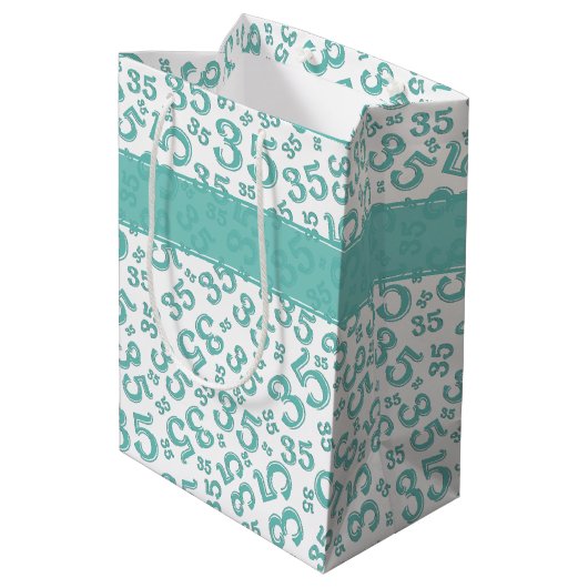 Happy 35th Birthday Number Pattern Blauwgroen/Whit Medium Cadeauzakje (Achterkant Gekanteld)