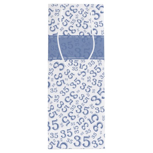 Happy 35th Birthday Number Pattern Blue/White Wijn Cadeautas (Achterkant)