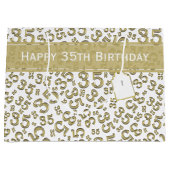 Happy 35th Birthday Number Pattern Gold/White Groot Cadeauzakje (Voorkant)
