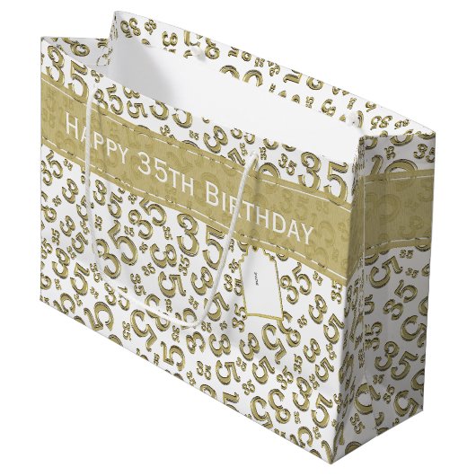Happy 35th Birthday Number Pattern Gold/White Groot Cadeauzakje (Voorkant Gekanteld)