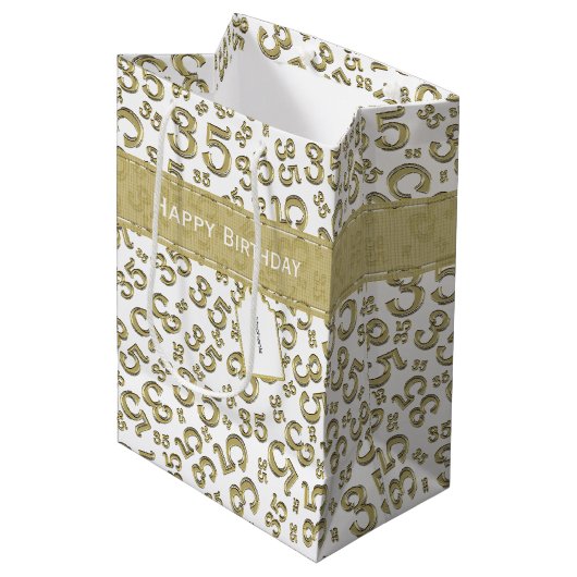 Happy 35th Birthday Number Pattern Gold/White Medium Cadeauzakje (Voorkant Gekanteld)