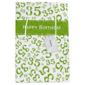 Happy 35th Birthday Number Pattern Green/White Medium Cadeauzakje (Voorkant)