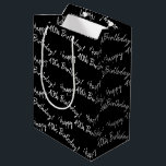 Happy 40th Birthday in zwart Medium Cadeauzakje<br><div class="desc">Happy 40th Verjaardagsbericht in tegel patroon op zwart. Achtergrondkleur en bericht kunnen worden bewerkt.</div>